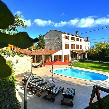 Villa Moncalvo Comfortable *