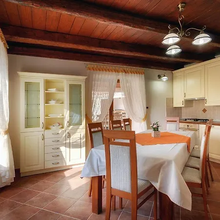 Villa Moncalvo Comfortable *